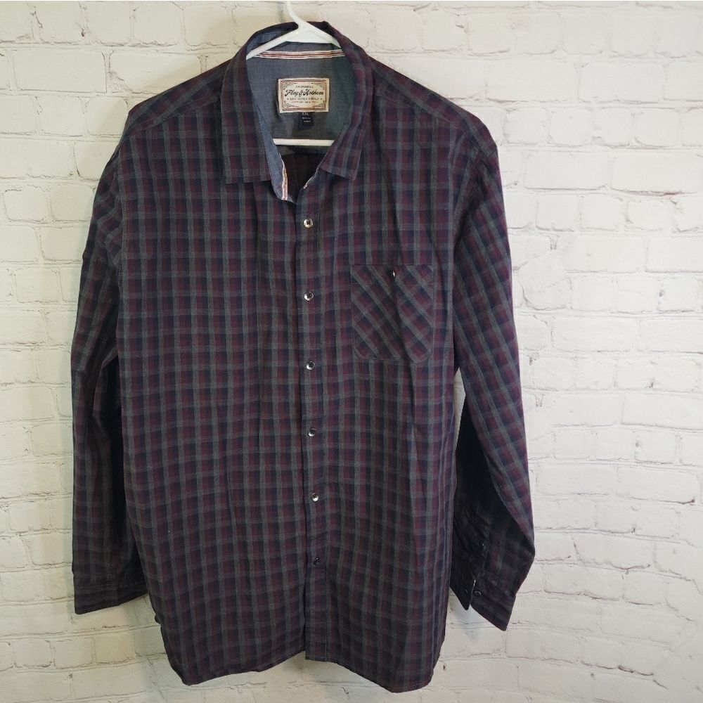 Men's Flag & Anthem longsleeve button-down shirt, size XXL